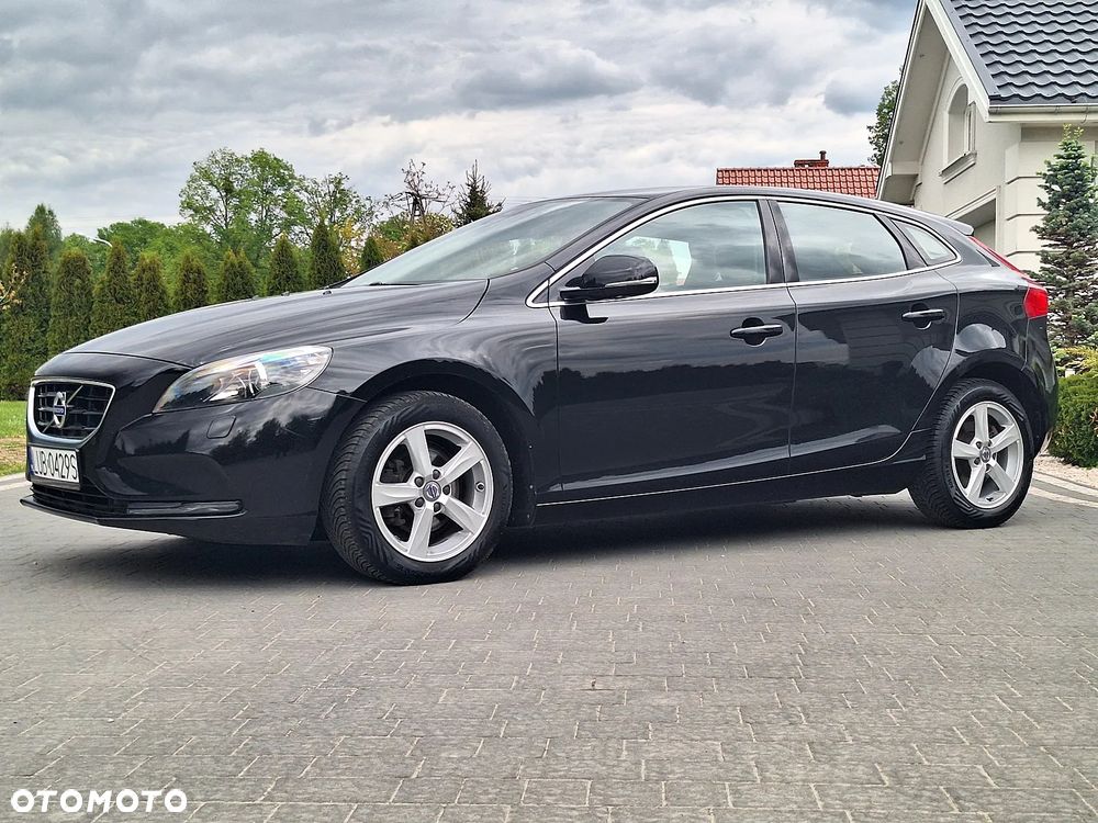 Volvo V40 D2 Momentum - 13