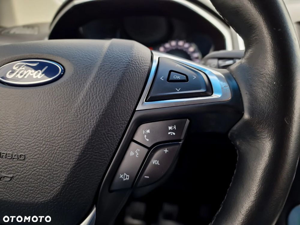 Ford Edge 2.0 EcoBlue 4WD Titanium - 10