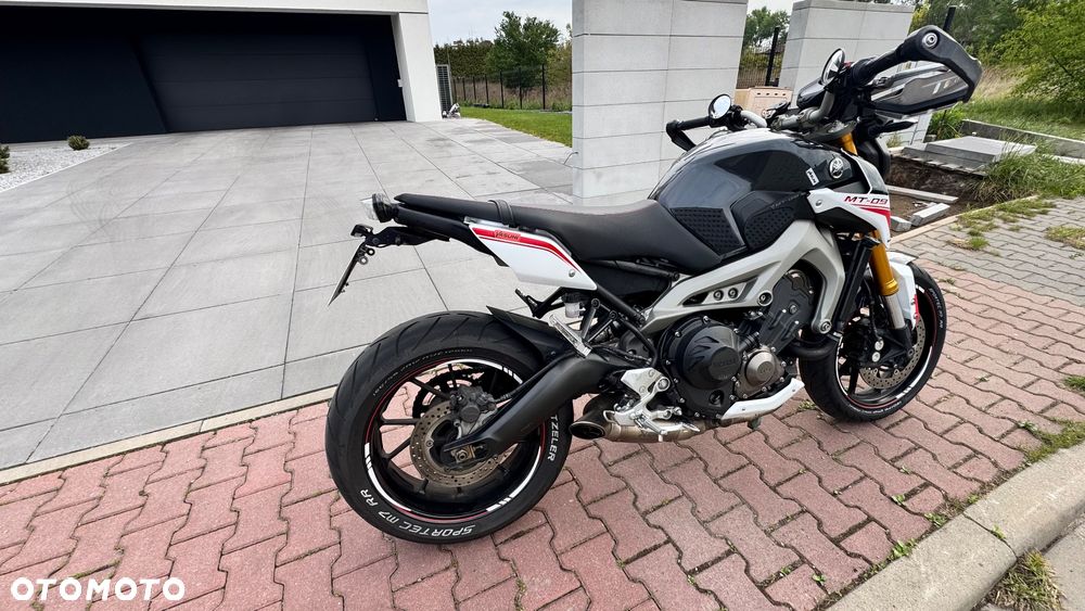 Yamaha MT - 5