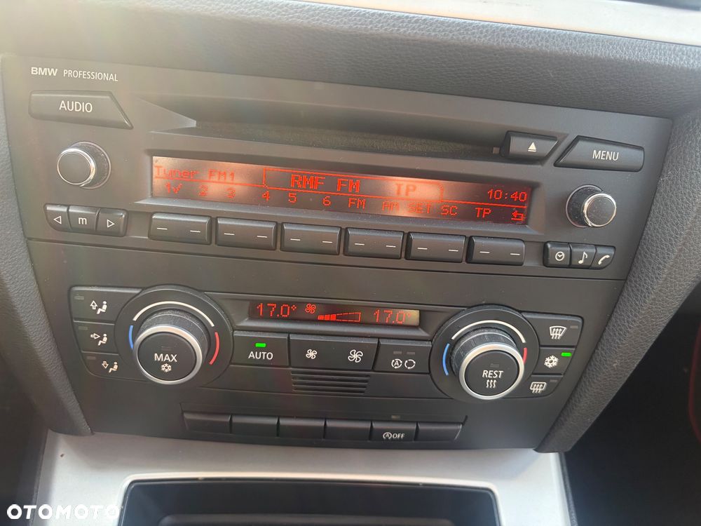 BMW Seria 3 318d DPF Edition Exclusive - 16