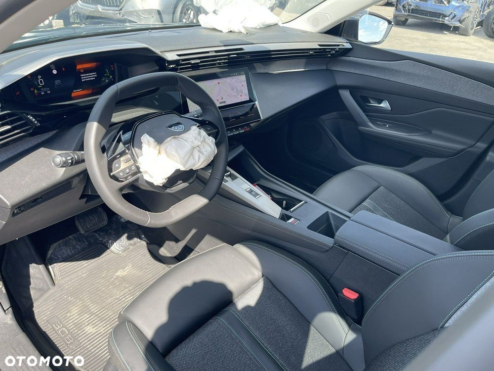Peugeot 308 1.2 PureTech Allure Pack S&S EAT8 - 6