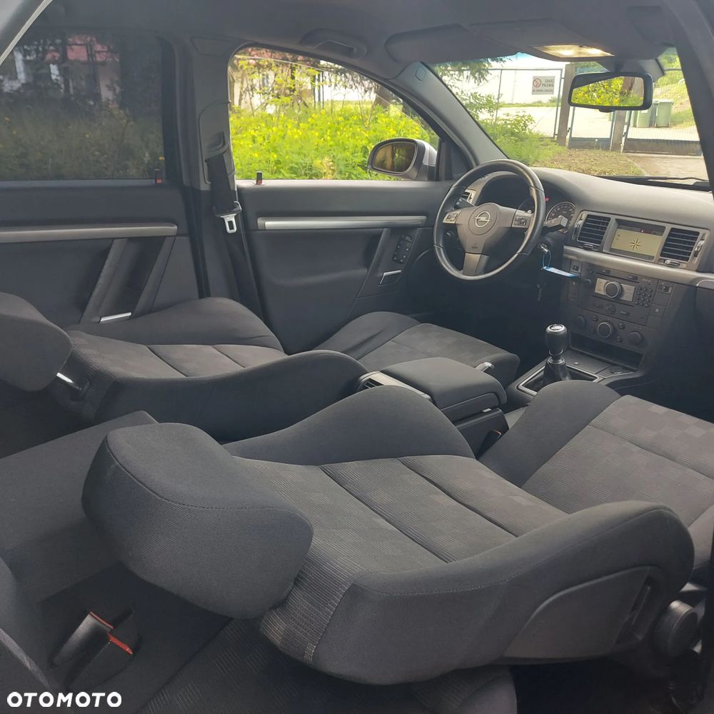 Opel Vectra 2.2 GTS - 17