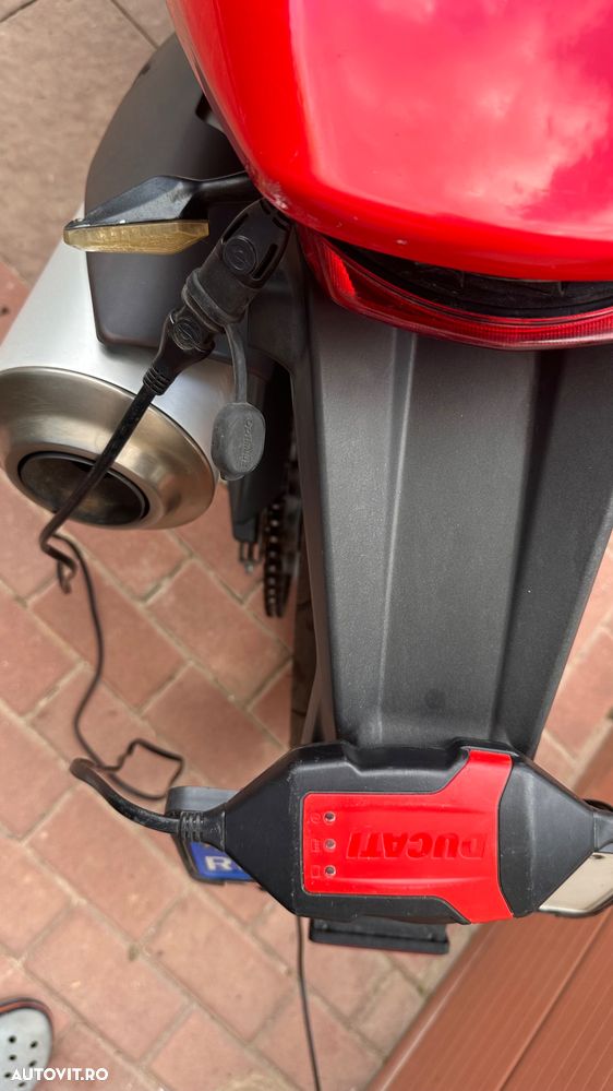 Ducati Monster 696 - 9