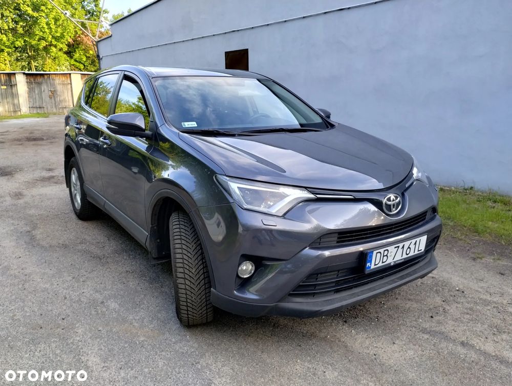 Toyota RAV4 2.0 Active - 2