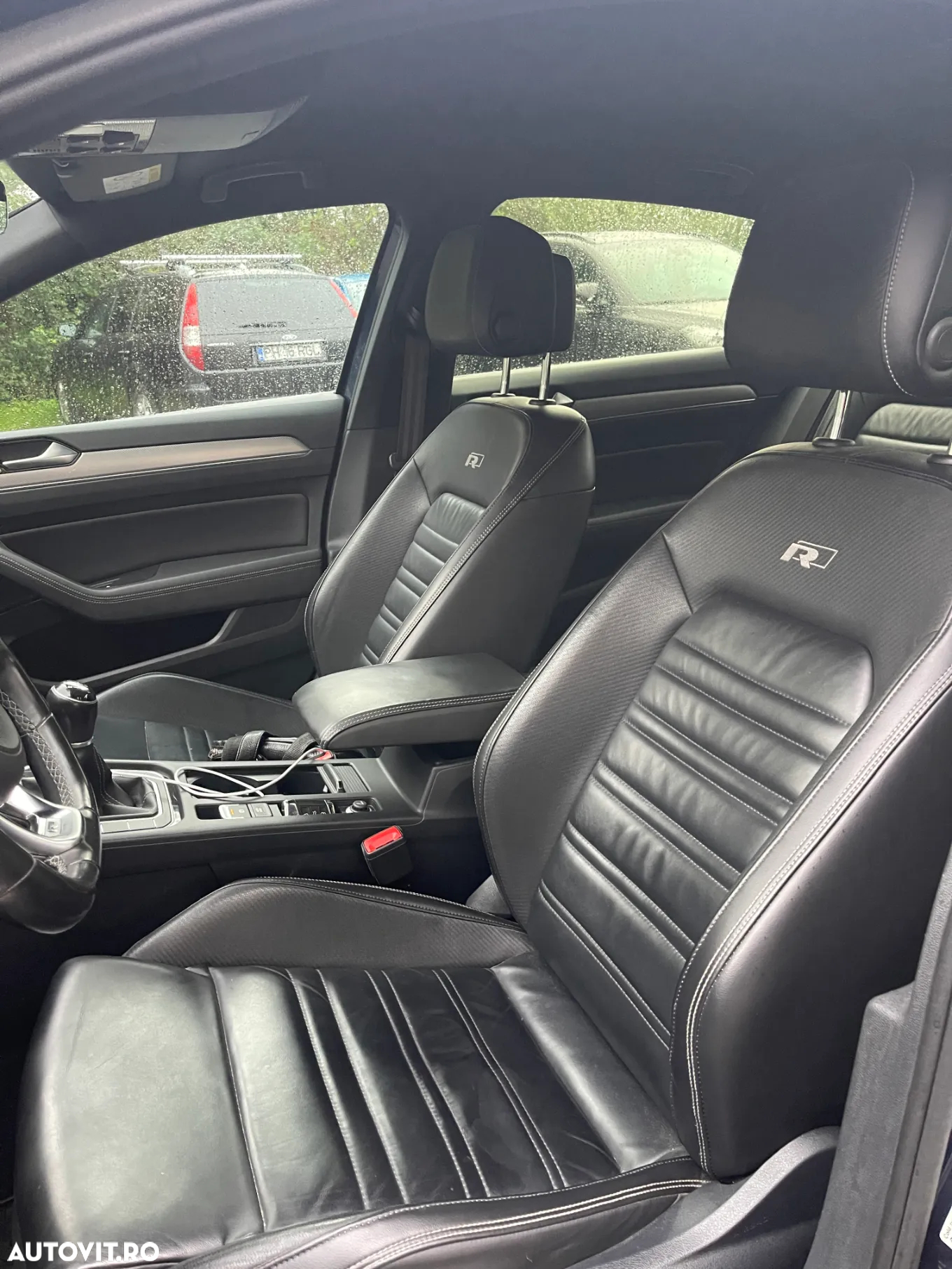 Volkswagen Passat - 13