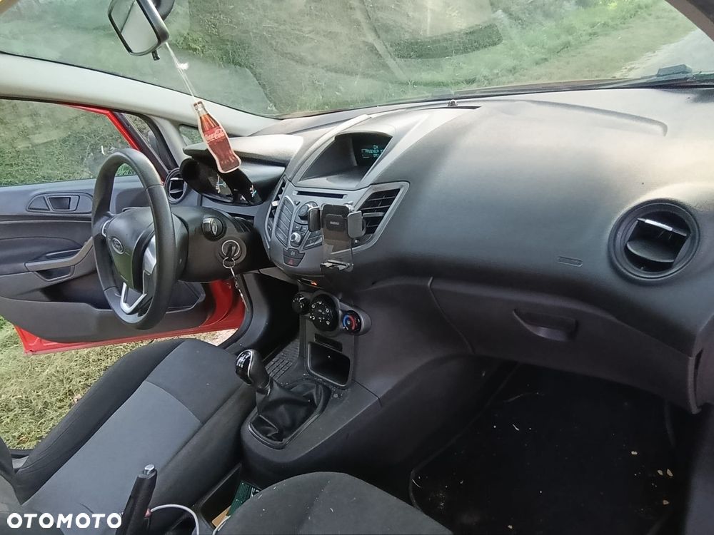 Ford Fiesta - 8