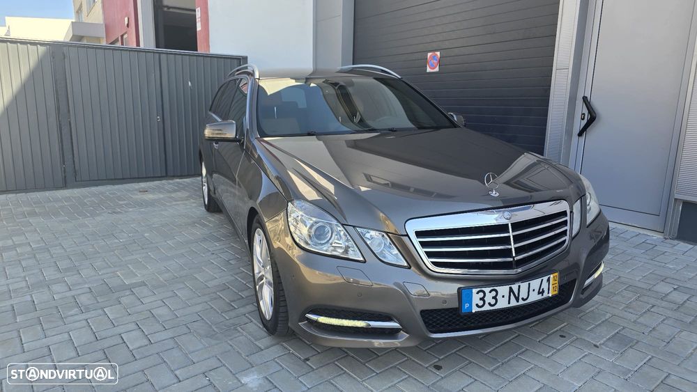Mercedes-Benz E 300 Bluetec Hybrid Avantgarde - 1