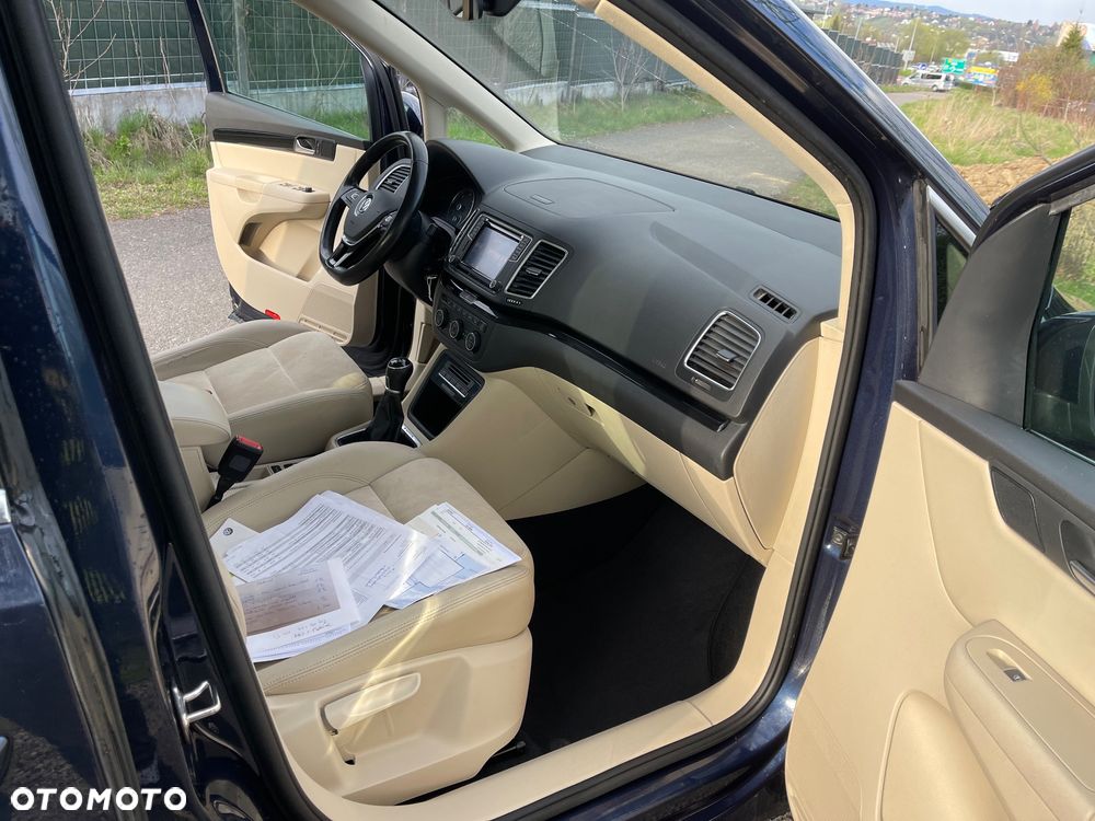 Volkswagen Sharan 2.0 TDI 4MOTION BlueMotion Technology Cup - 18