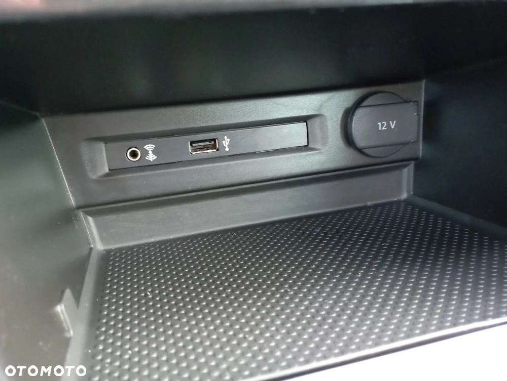 Volkswagen Tiguan - 28