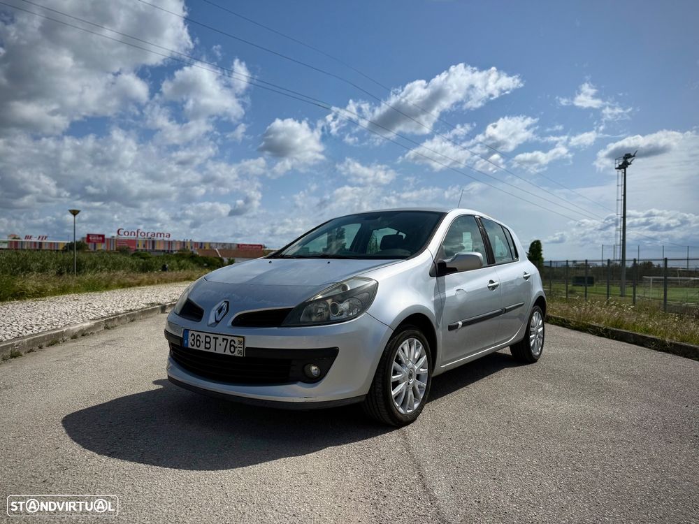 Renault Clio 1.4 16V Dynamique Luxe - 1