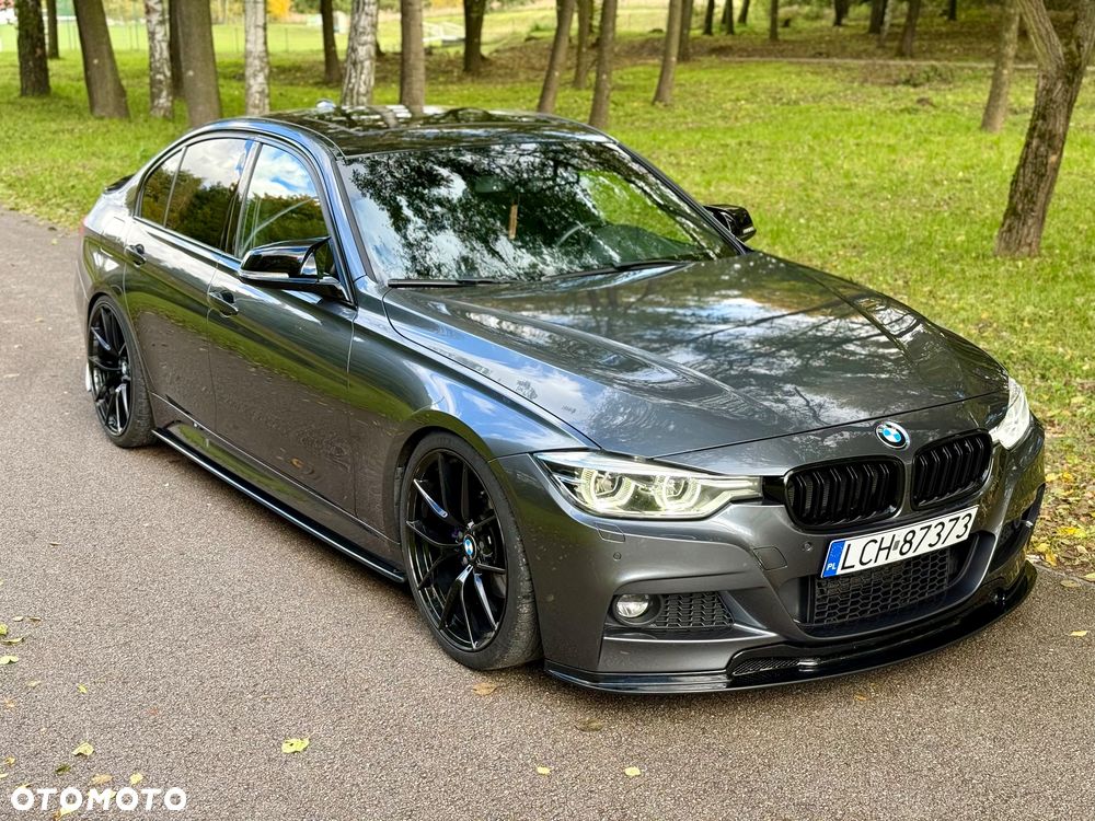 BMW Seria 3 330i M Sport - 9