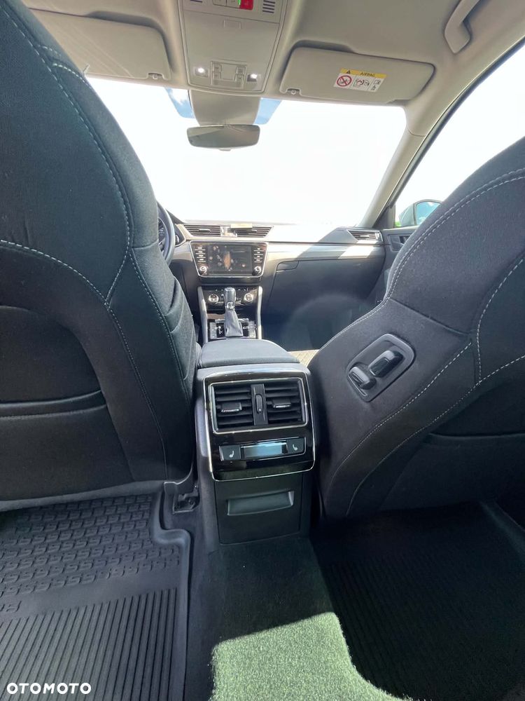 Skoda Superb 2.0 TSI Style DSG - 22