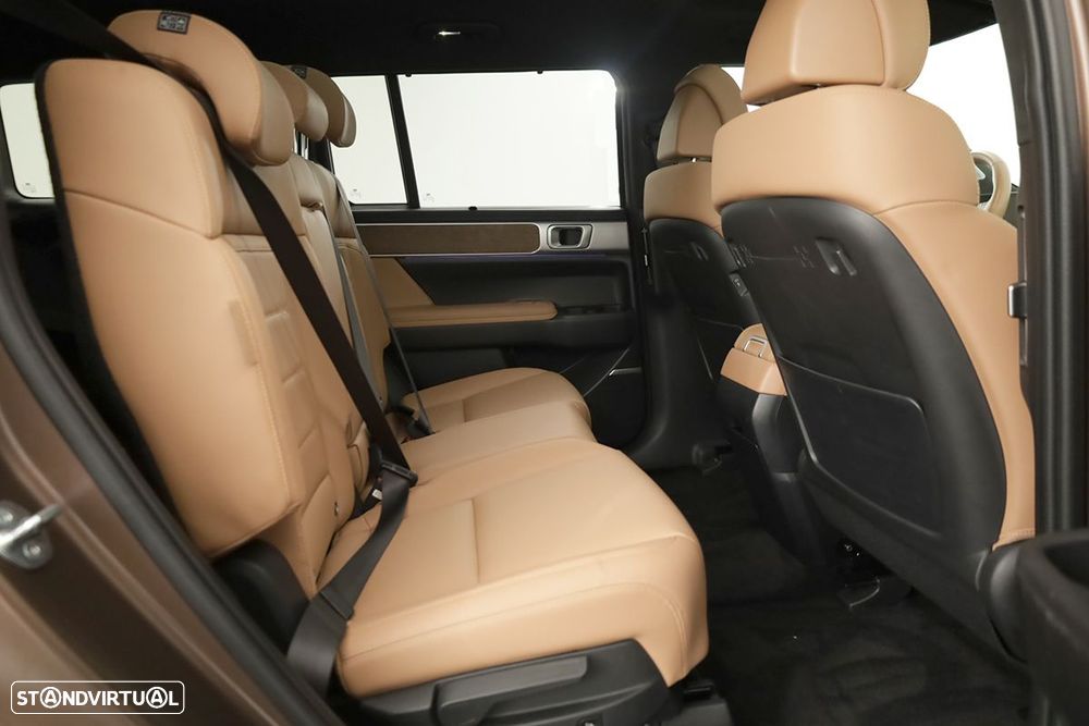 Hyundai Santa Fe 1.6 T-GDI HEV Vanguard - 24