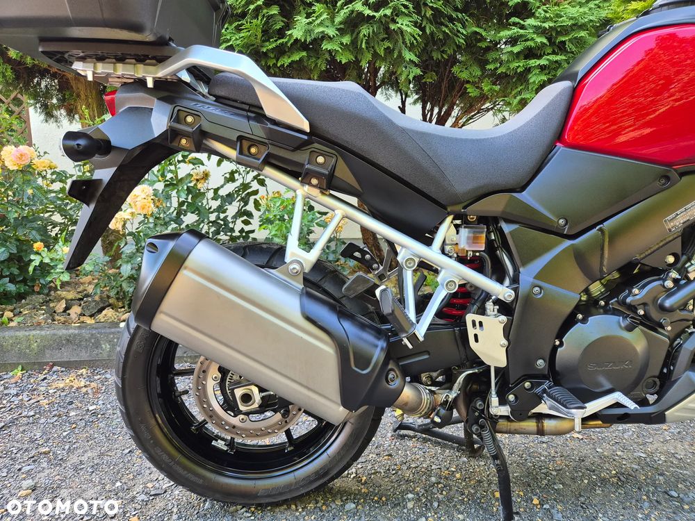 Suzuki DL - 32