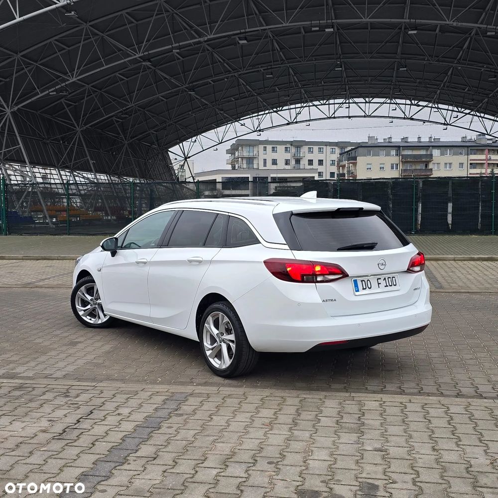 Opel Astra 1.4 Turbo Innovation - 17
