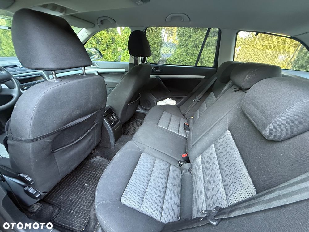 Skoda Octavia 1.6 - 14