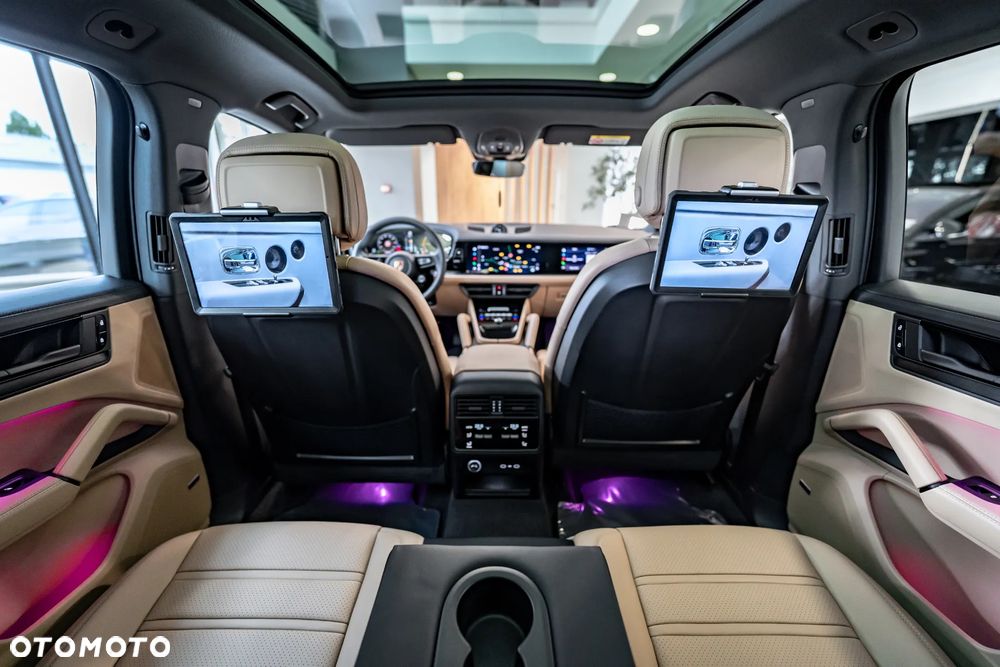Porsche Cayenne Black Edition - 32