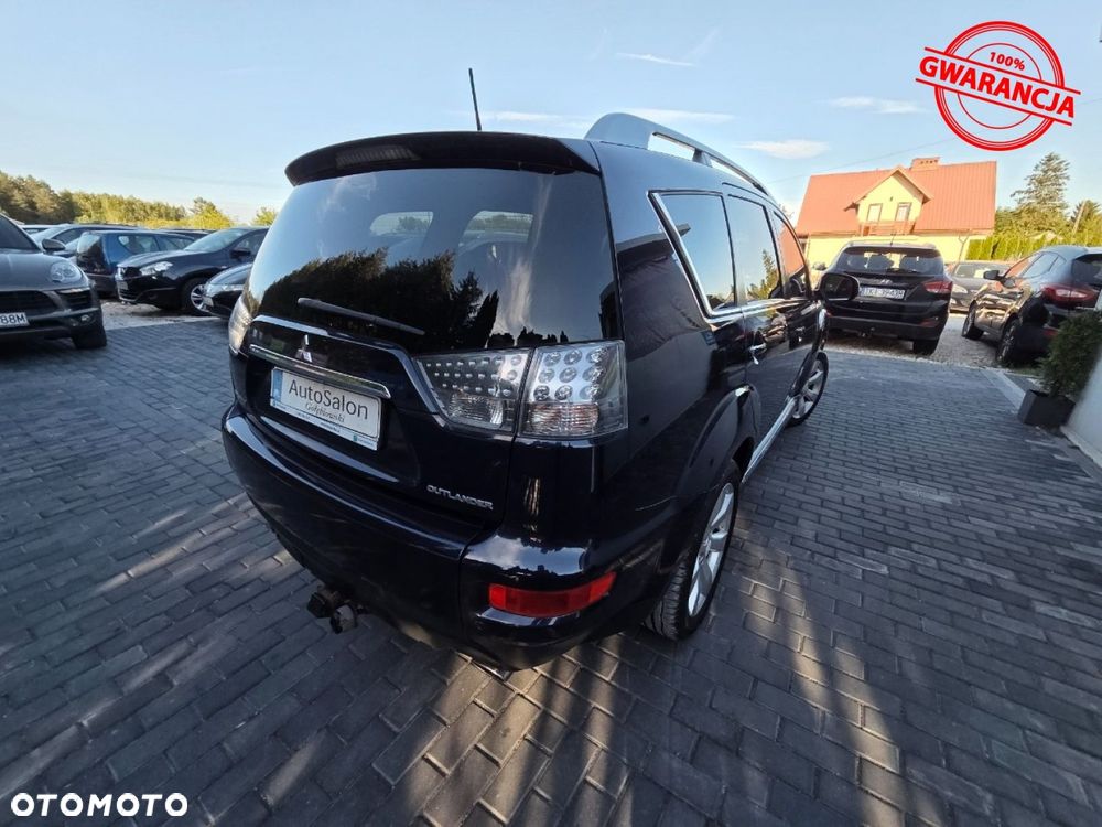 Mitsubishi Outlander - 9