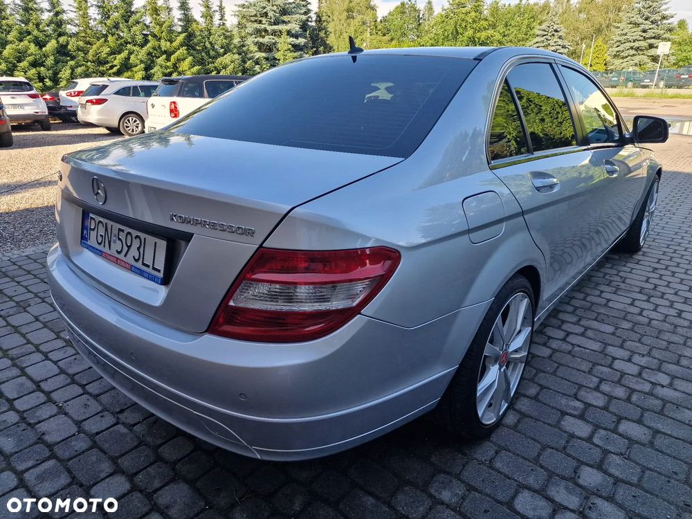 Mercedes-Benz Klasa C 180 Kompressor Elegance - 9