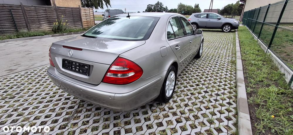 Mercedes-Benz Klasa E 350 4Matic Automatik Elegance - 6