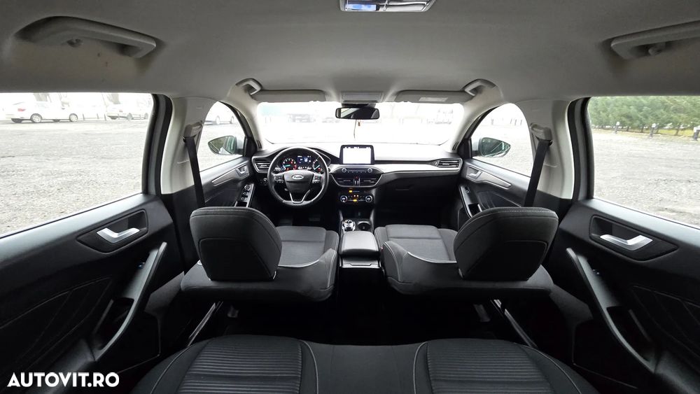 Ford Focus 1.0 EcoBoost Titanium - 9