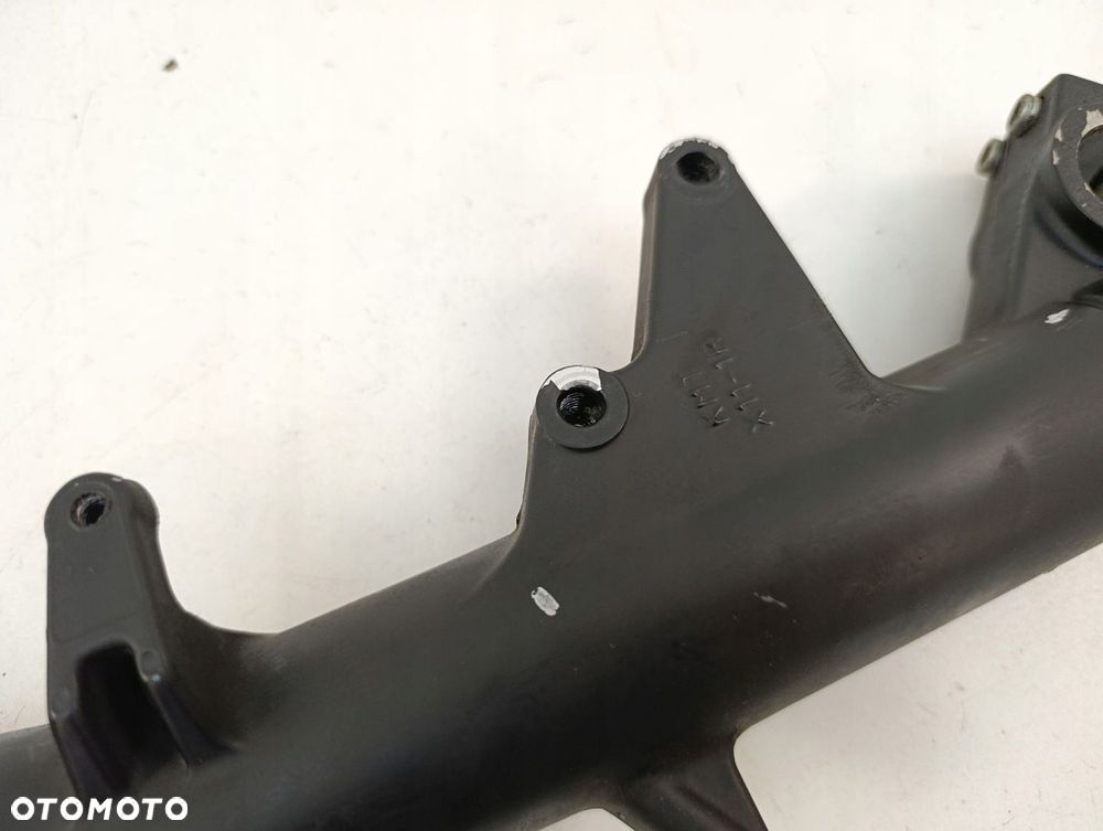 GILERA GP 800 LAGA PRAWA - 8