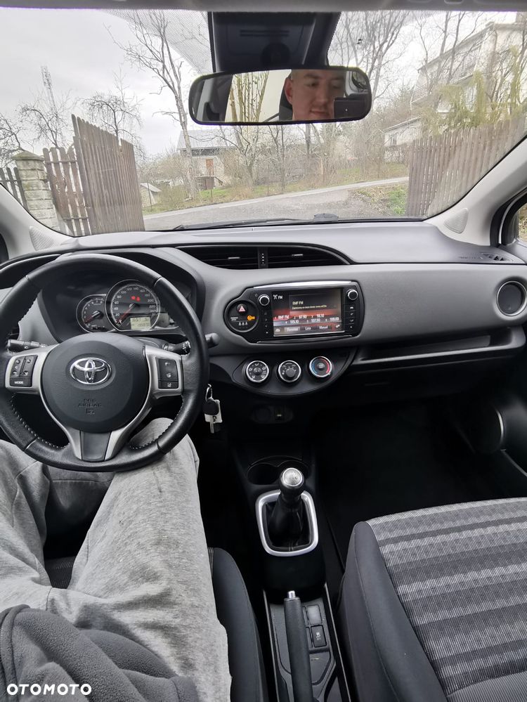 Toyota Yaris 1.0 VVT-i Sol - 15