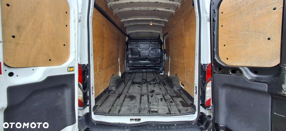 Ford Transit - 9