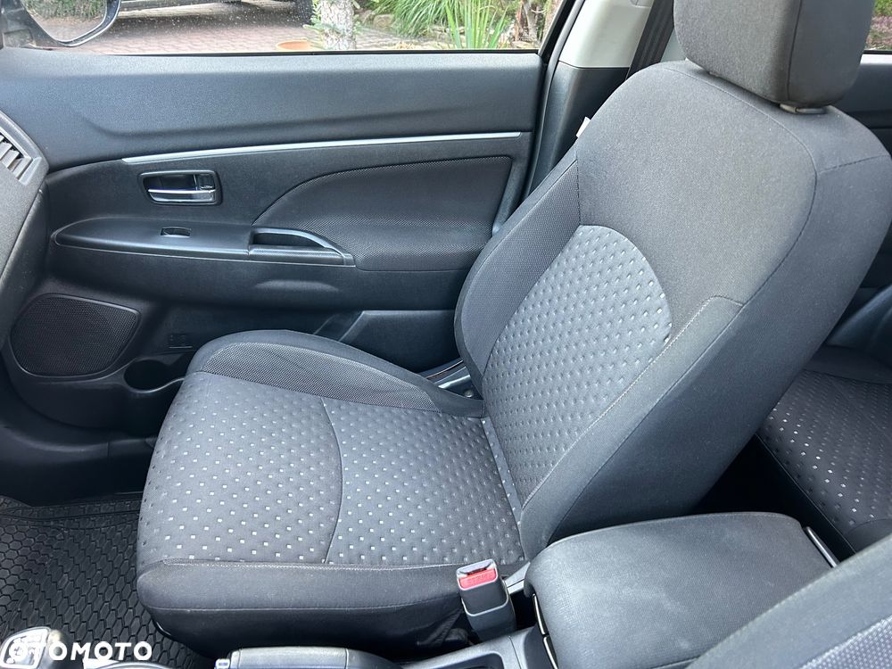 Mitsubishi ASX - 18