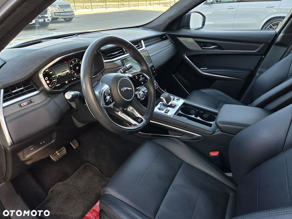 Jaguar F-Pace 5.0 V8 S/C AWD SVR - 16
