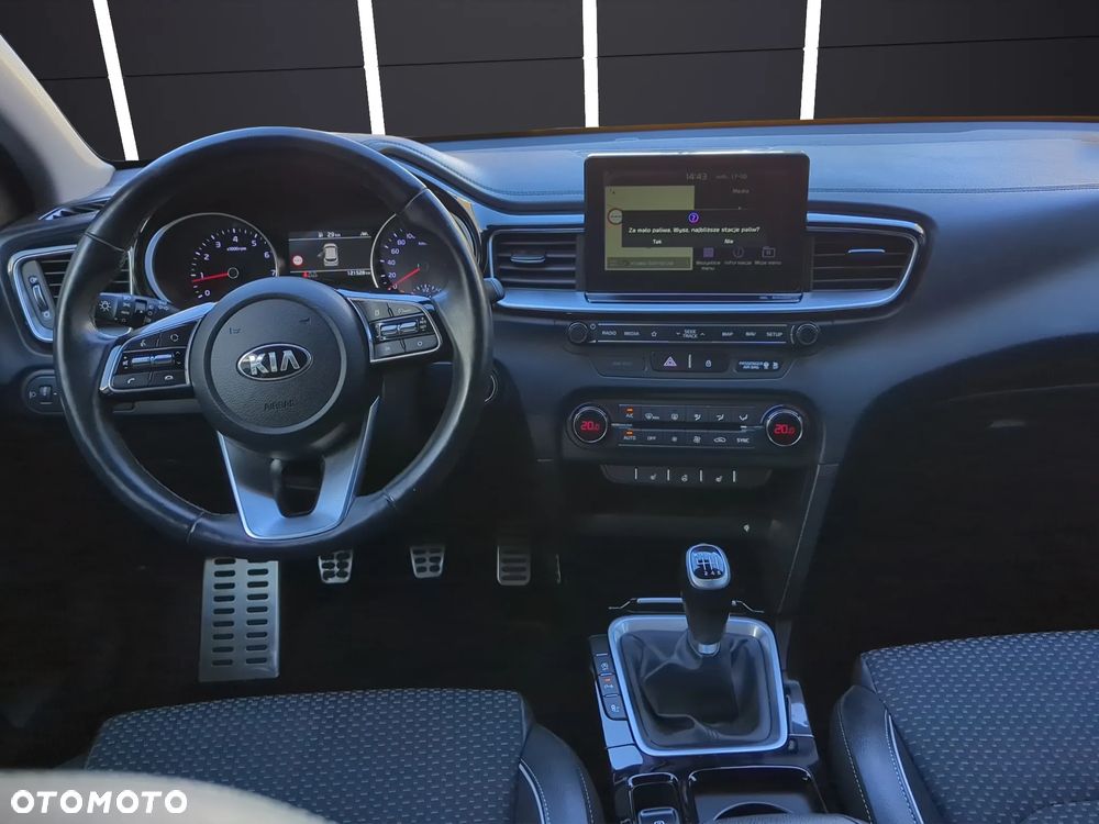 Kia Ceed 1.4 T-GDI L Business Line Plus - 23