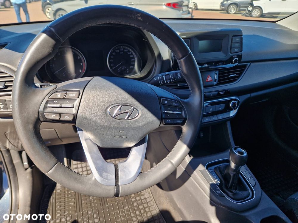 Hyundai i30 1.0 T-GDI Modern DCT - 17