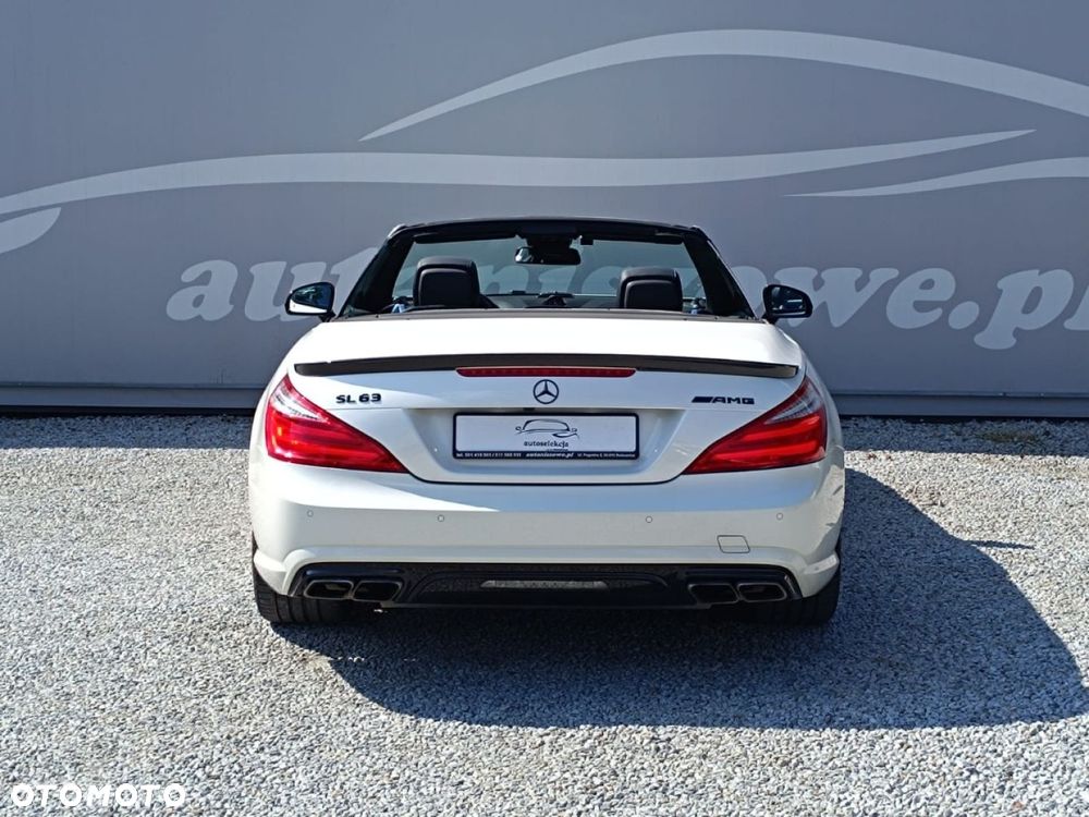 Mercedes-Benz SL 63 AMG - 21