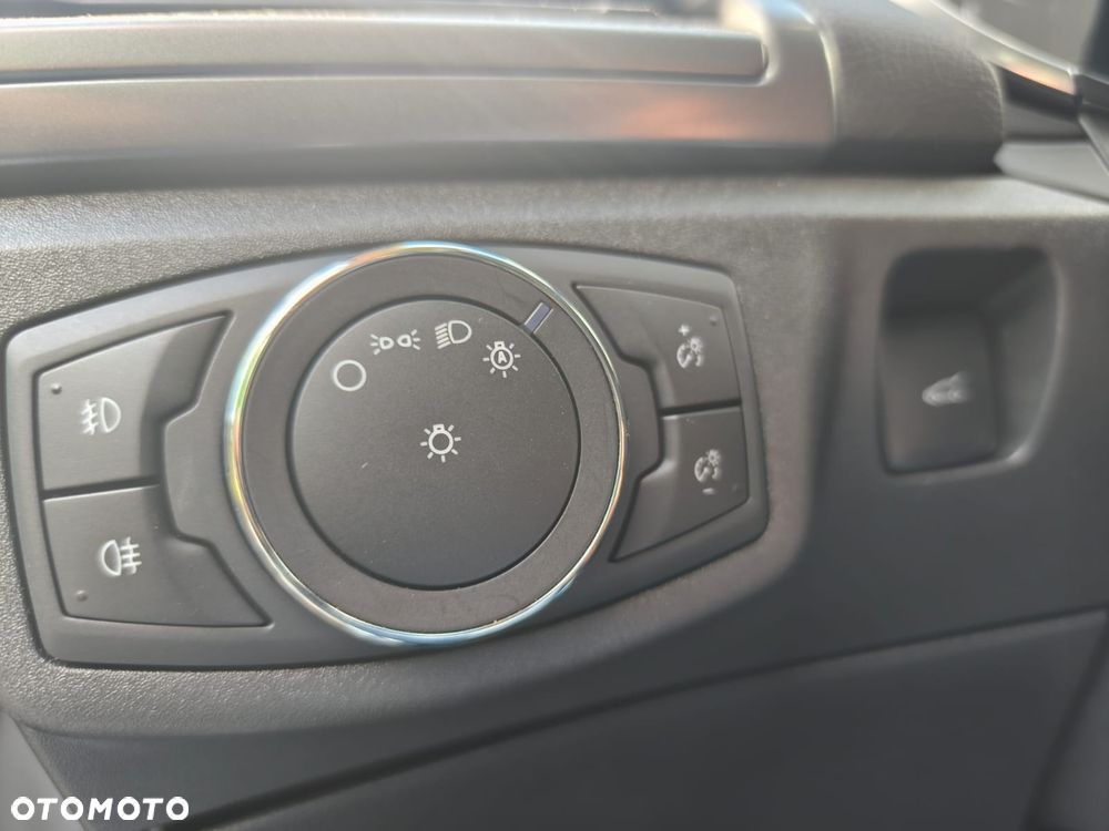 Ford Mondeo 2.0 TDCi Titanium - 19