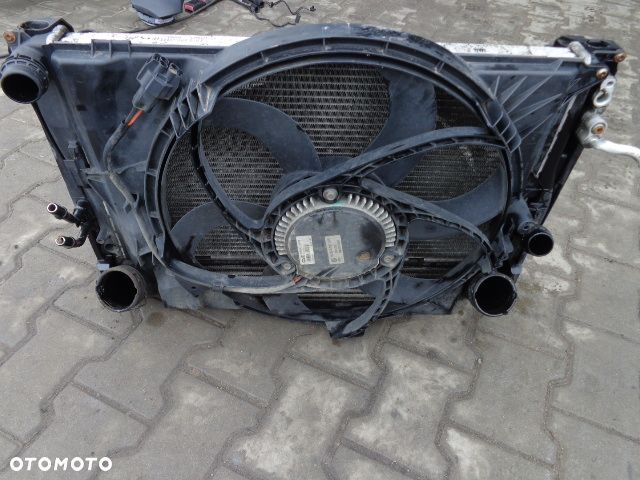 BMW E87 E90 E92 CHLODNICE WENTYLATOR KOMPLET 2.0 D - 2