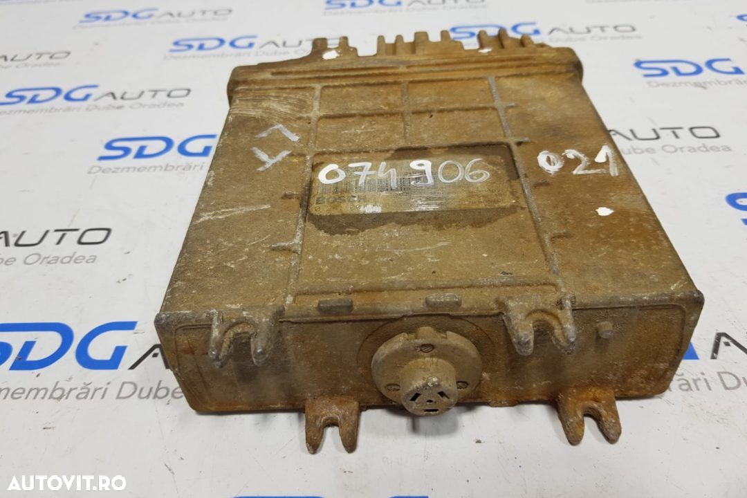 Calculator motor ECU 074906021 Volkswagen T4 Euro 3 - 2