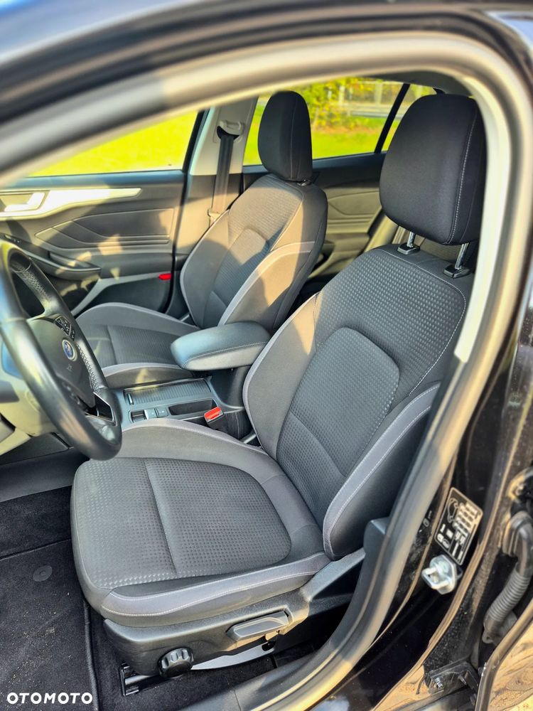 Ford Focus 1.5 EcoBlue SCR Connected - 35