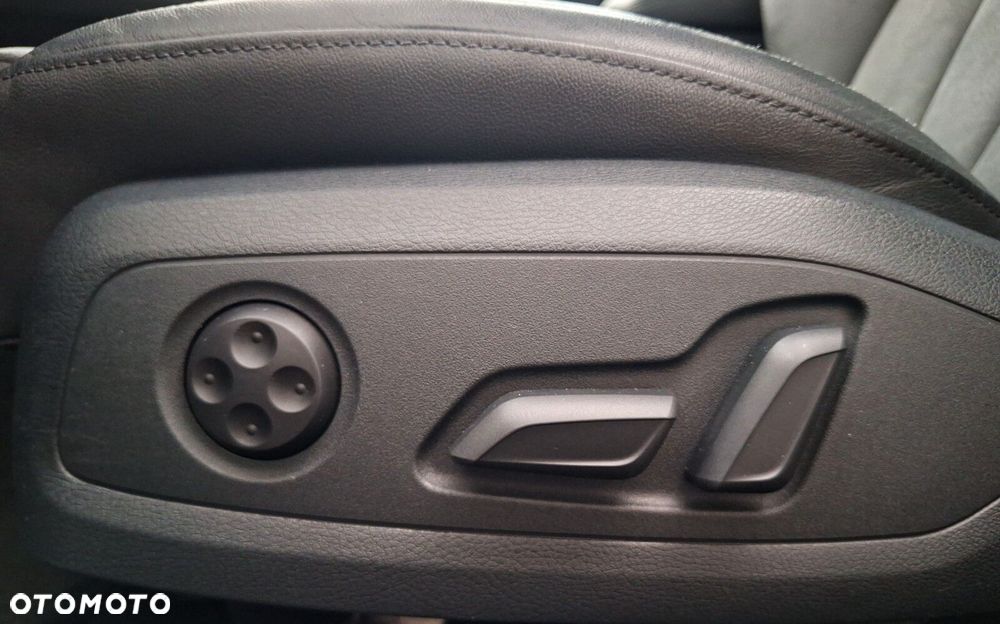 Audi A4 Limousine - 27