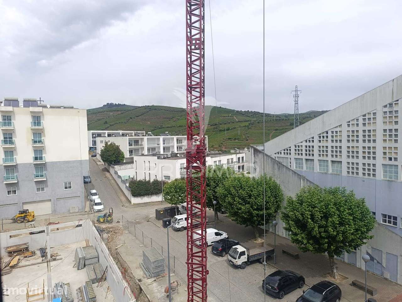 ARRENDA-SE T2 | Urbanização Quinta Viana - Grande imagem: 2/27