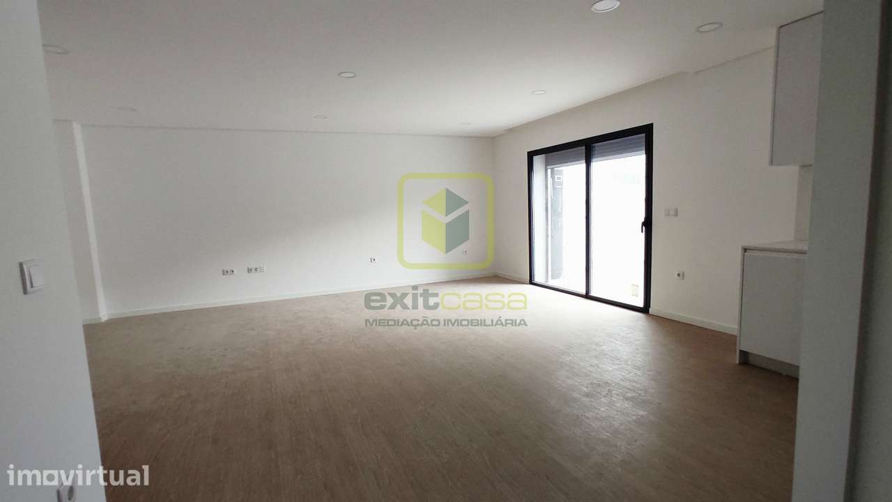 Apartamento T3 com Terraço em Aveiro - Grande imagem: 3/21