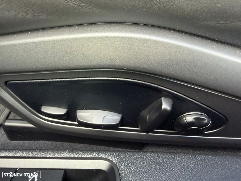 Porsche 911 (992) Carrera 4S PDK - 32