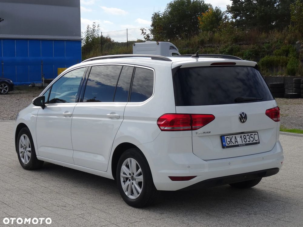 Volkswagen Touran - 7