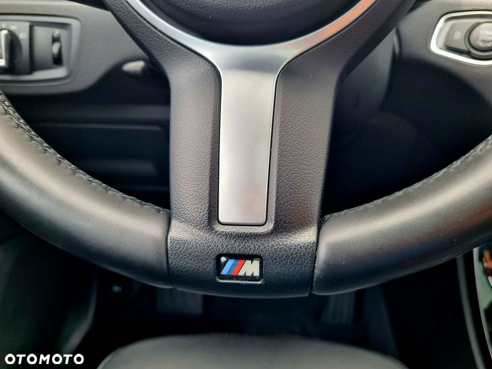 BMW X1 xDrive20d Sport Line - 19