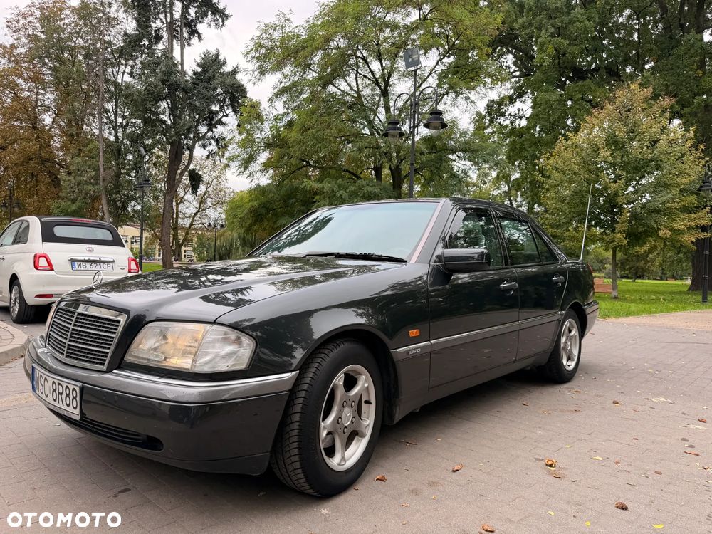 Mercedes-Benz Klasa C 200 D Elegance - 2