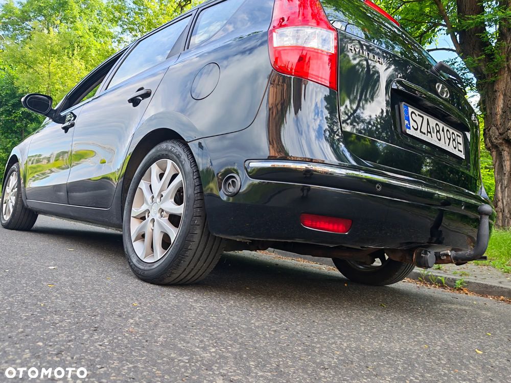 Hyundai i30 2.0 Premium - 21