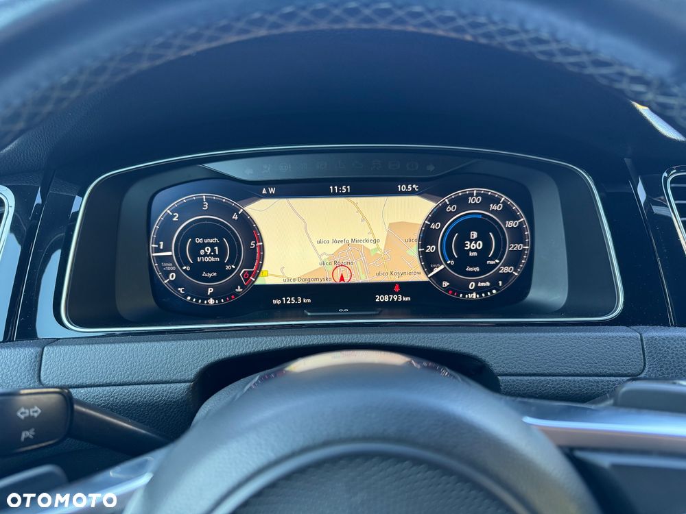 Volkswagen Golf GTD 2.0 TDI SCR DSG - 11