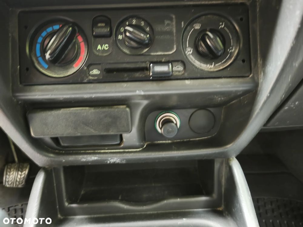 Ford Ranger Standard - 12