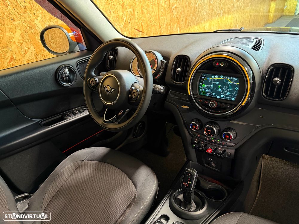 MINI Countryman Cooper D ALL4 Auto - 22