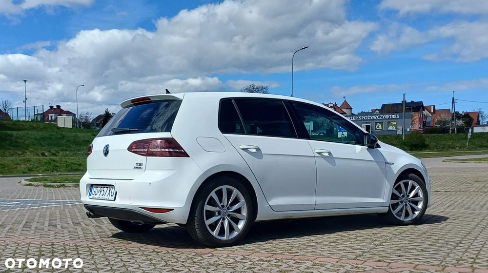 Volkswagen Golf 1.4 TSI BMT Highline - 11