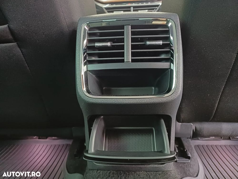 Skoda Octavia 2.0 TDI 4x4 DSG Scout - 31